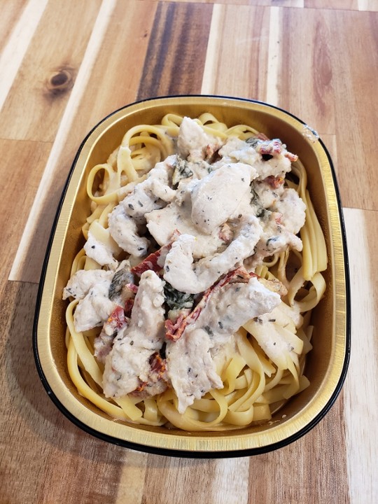 Creamy Tuscan Garlic Chicken Pasta