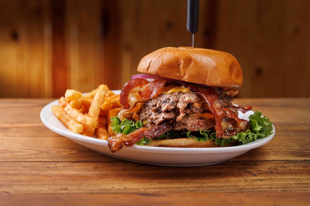 4TH AND 44 SMASHBURGER