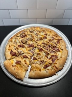 16" Reuben Pizza