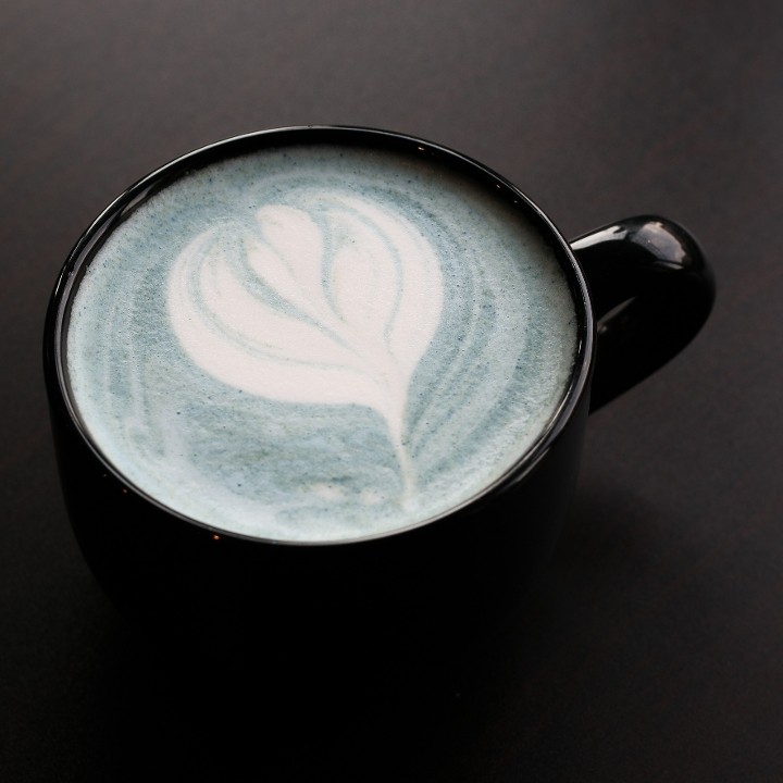 Reg/12oz Hot Tea Latte: Electric Blue Sweet Seoul Matcha
