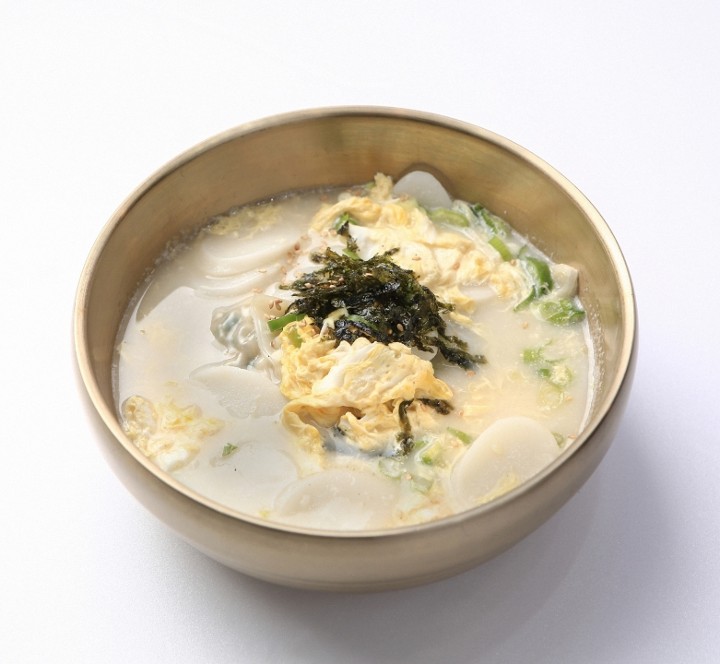 Rice Cake Soup (Tuk-guk)