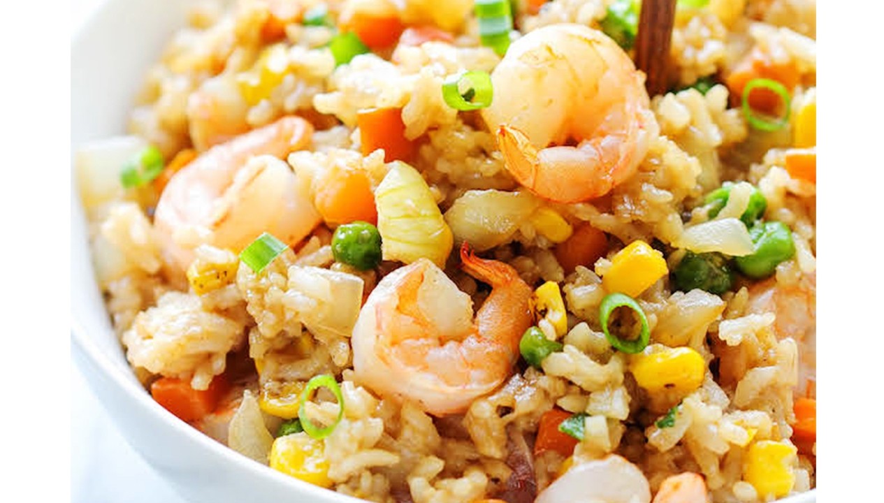 46. Shrimp Fried Rice /Com Chien Tom