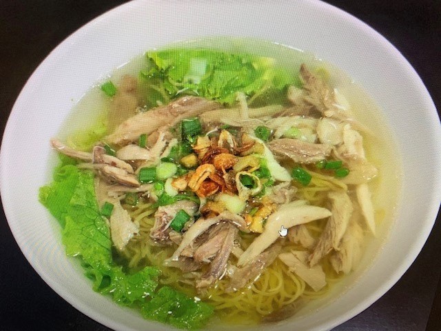 34. Chicken with Clear Noodle/ Nam Vang Ga