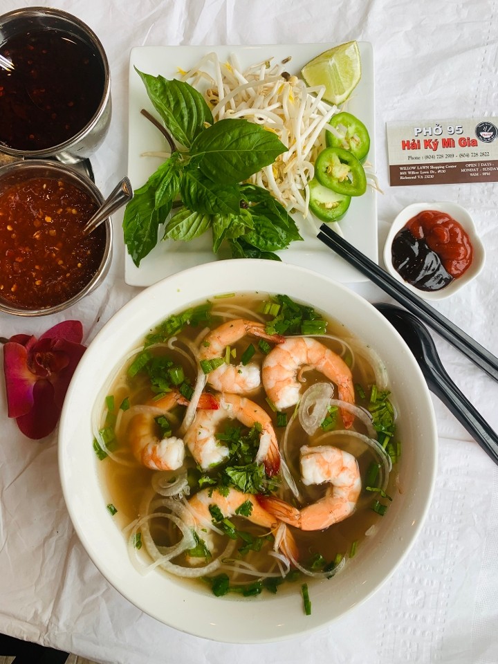 6.Shrimp Noodle Soup /Pho Tom