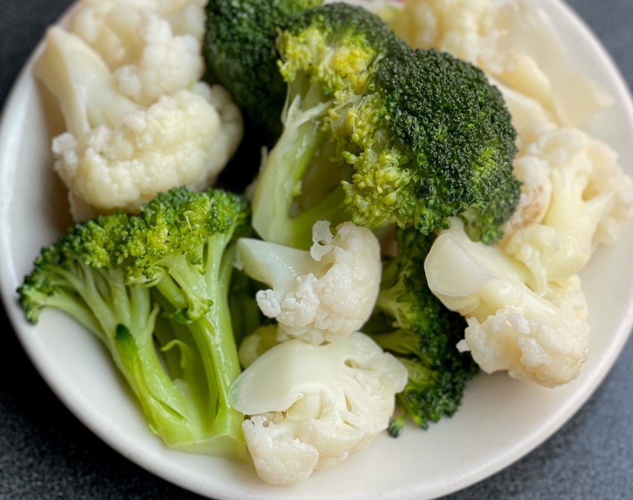 Steamed Broccoli/Cauliflower