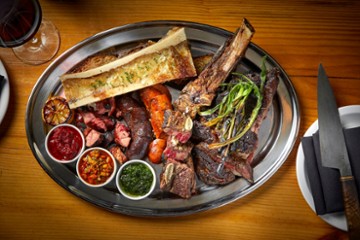 El Che Steakhouse & Bar