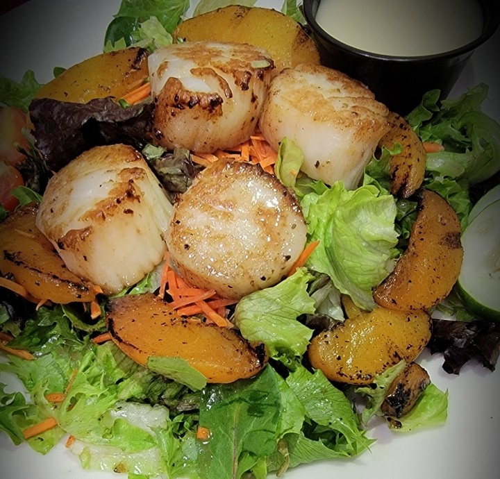 SCALLOP & PEACH SALAD