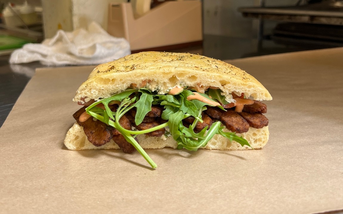 TEMPEH BLT