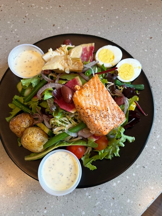 Salmon Nicoise