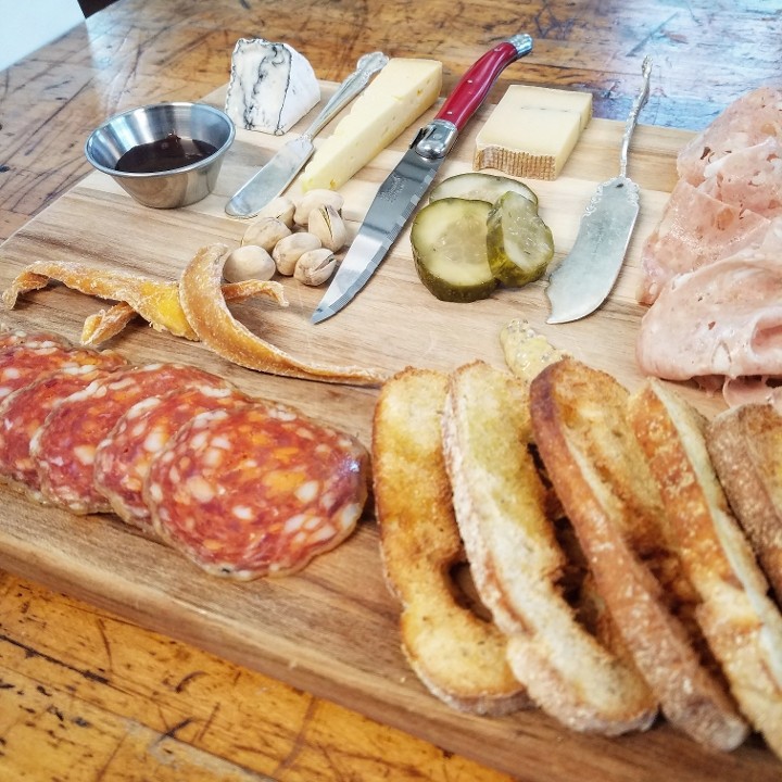 Cheese & Charcuterie Board