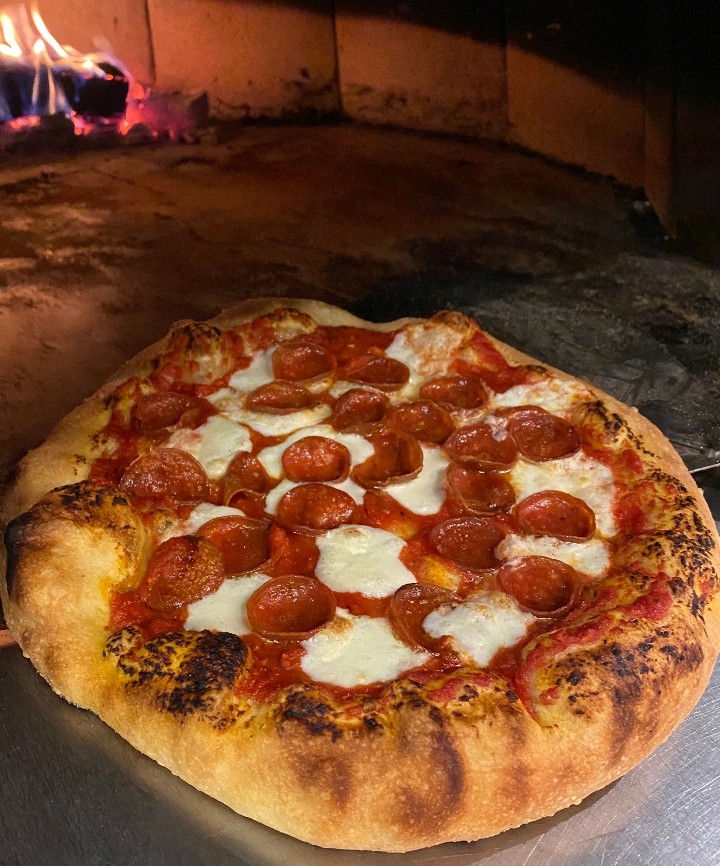 Regular Pepperoni Pizza
