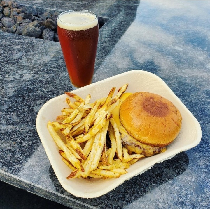 Cheeseburger Basket