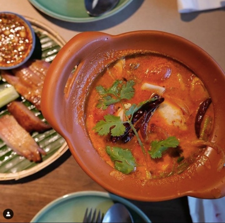 Spicy Lemon Grass Soup (Tomyum)