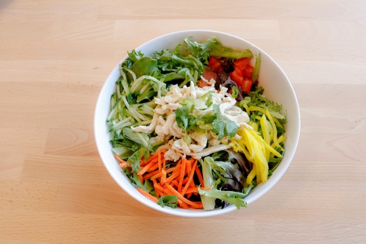 Mixed Greens with Farm Raised Chicken