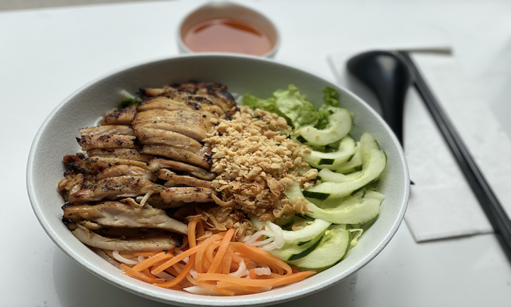 BUN GA NUONG