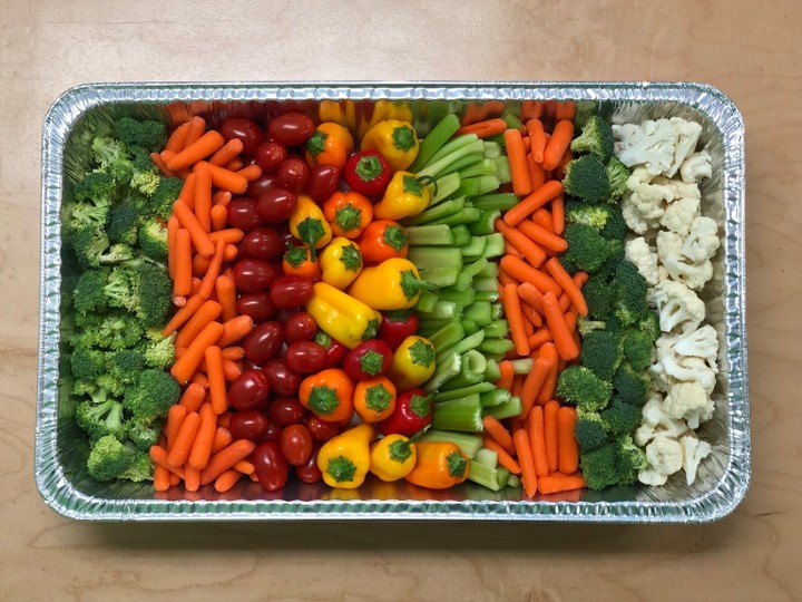 VEGGIE TRAY with SAUCES (Large)