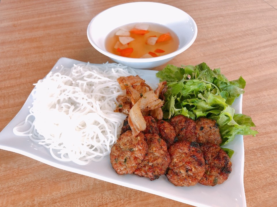 N5. Hanoi Grilled Pork Vermicelli