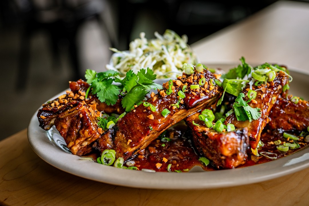 GARLIC GINGER RIBS