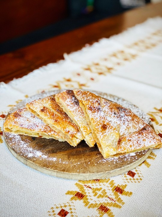 Moldovan Pan Fried Apple Pie