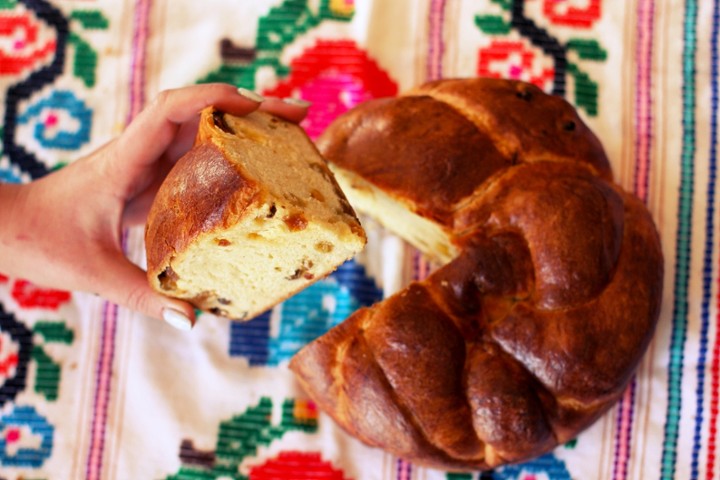 Homemade easter bread with raisins