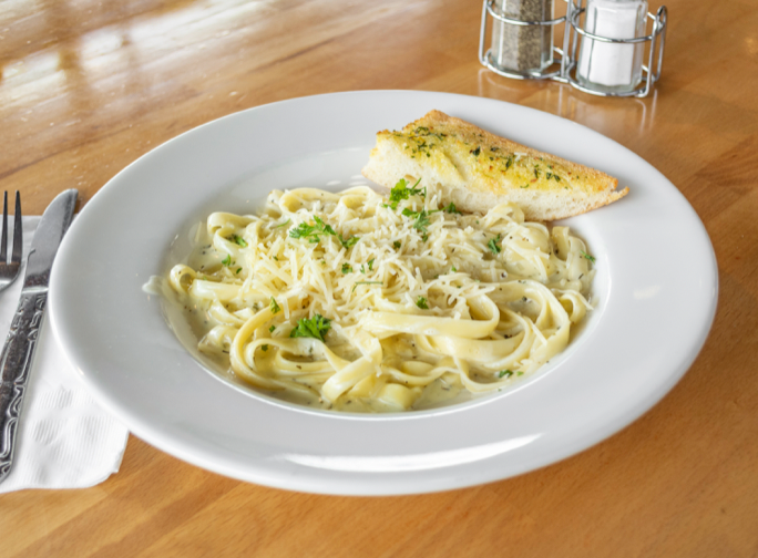 Fettuccine Alfredo