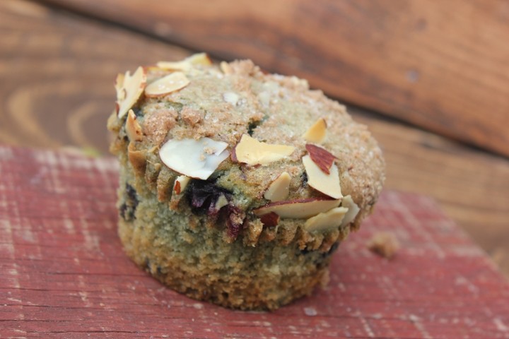 Variety Muffins with Nuts (6)