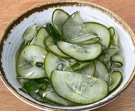 PICKLED cucumber (8oz)