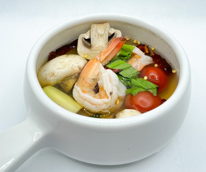 Spicy-sour Soup with Shrimp