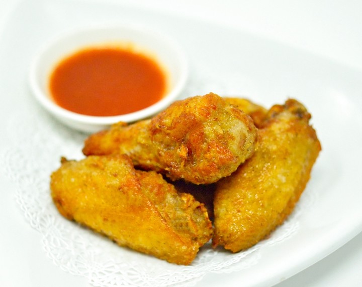 Thai-Style Deep-Fried Chicken Wings