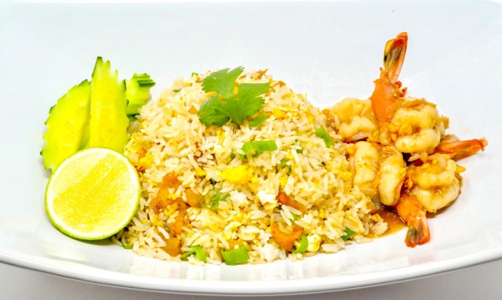 Stir-Fried Rice with Garlic Shrimp