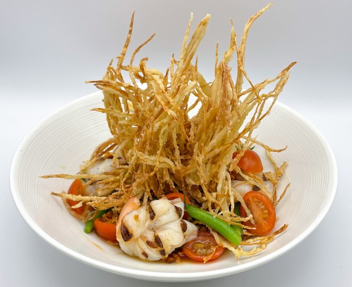 Crispy Papaya Salad with Shrimp