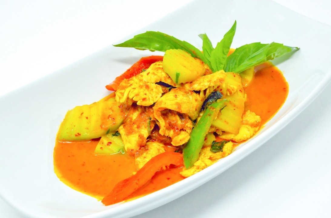 Chicken Red Curry w/ Chayote