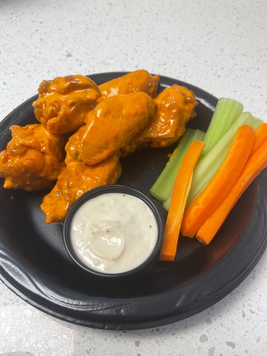 6 Wings includes dips and veggies