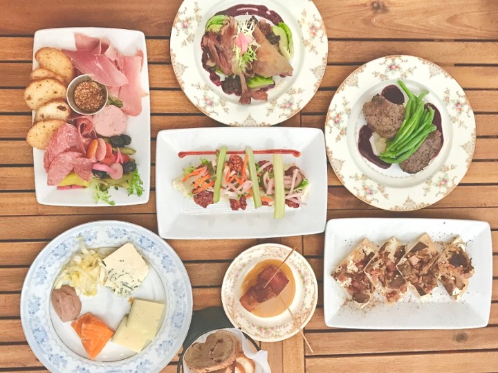 Restaurant banner image