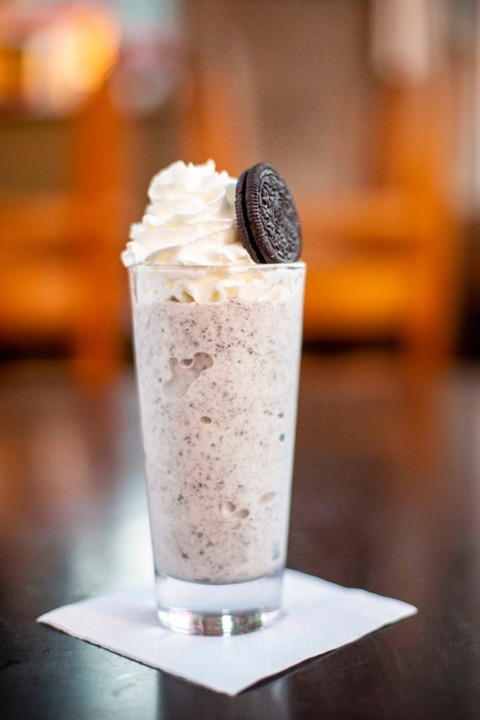 12 oz Oreo Shake