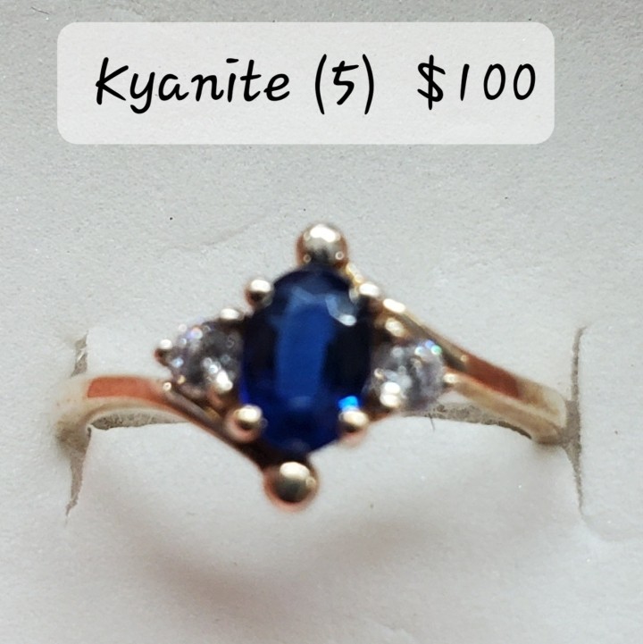 Kyanite size 5 (Blue)