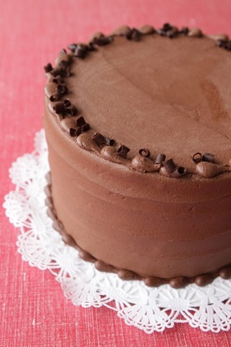 8" Chocolate Cake w/Choco Buttercream
