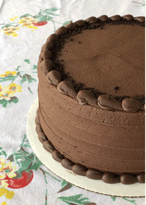 8" Chocolate Cake w/Choco Buttercream