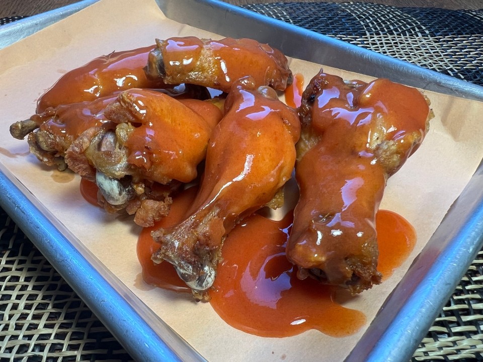 Smoked Chicken wings (6)