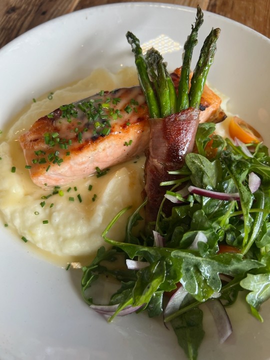 Grilled Faroe Island Salmon