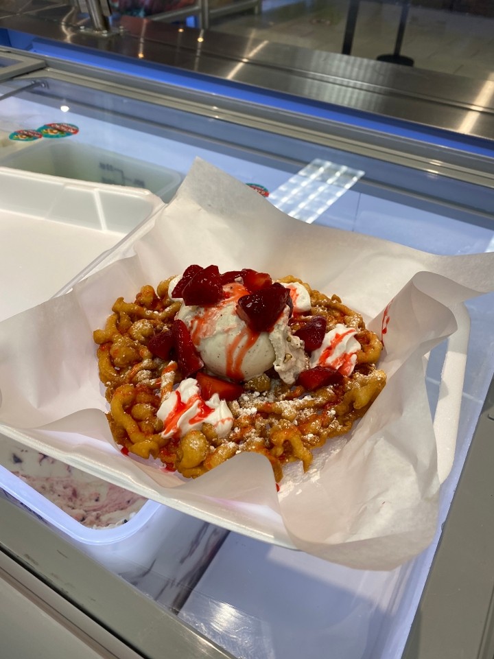 Funnel Cake w/ Ice Cream & 1 topping