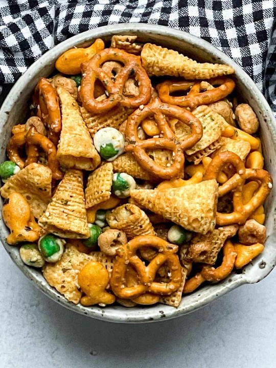 Hawaiian Furikake chex mix