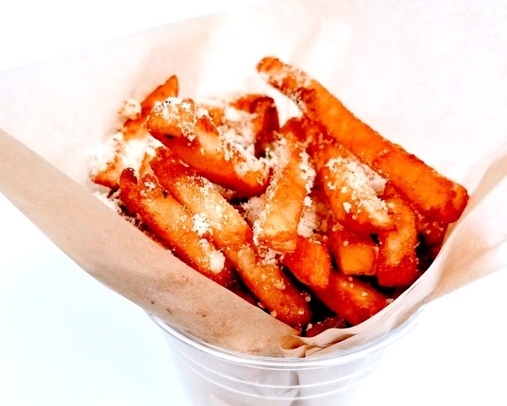 Garlic parmesan fries