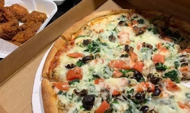 LARGE Vegetarian Pizza