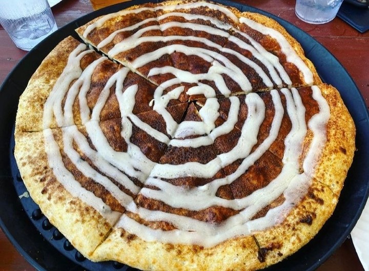 Cinnamon Roll Pizza