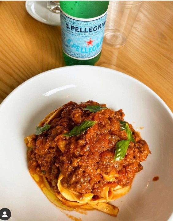 Fettuccine bolognese