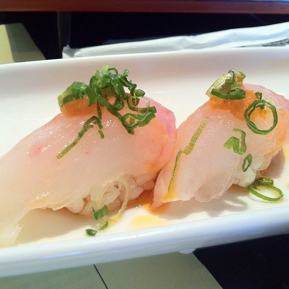 White Fish Nigiri (Shiromi) * (2 Pieces)