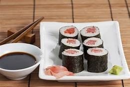 Tuna Roll (6pcs) *