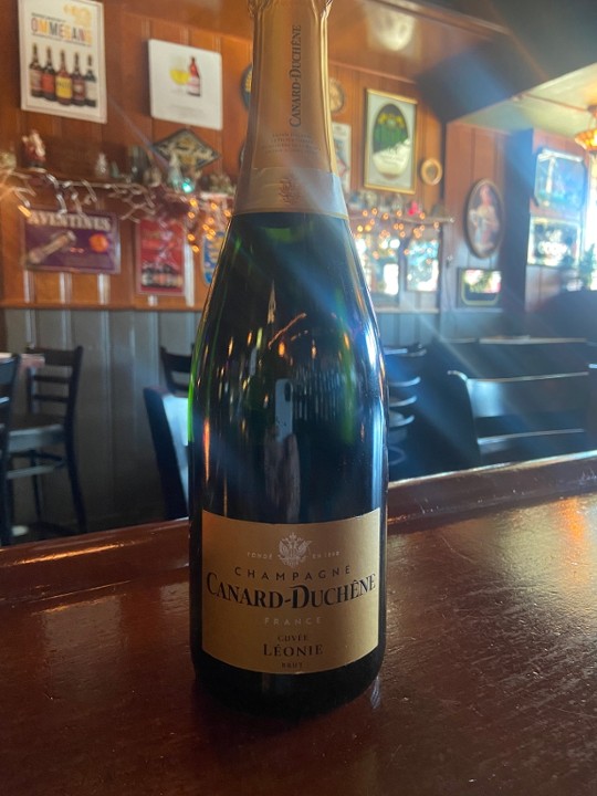Champagne, Canard-Duchene Cuvée Léonie Brut, Champagne, France, NV