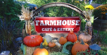 FARMHOUSE Café & Eatery CRESSKILL logo